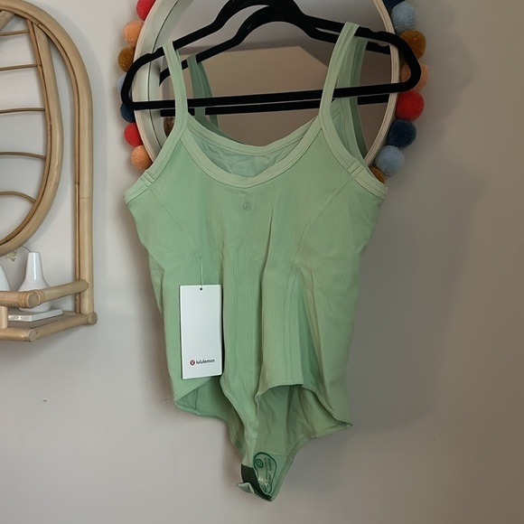 *NWT Lululemon Athletica Ribbed Yoga Bodysuit - Picture 3 of 8